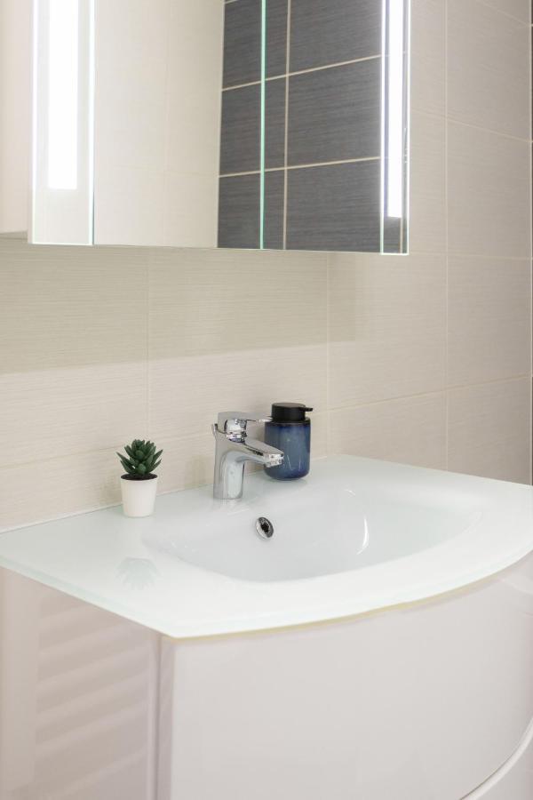 זאגרב Cibona Station Apartments מראה חיצוני תמונה